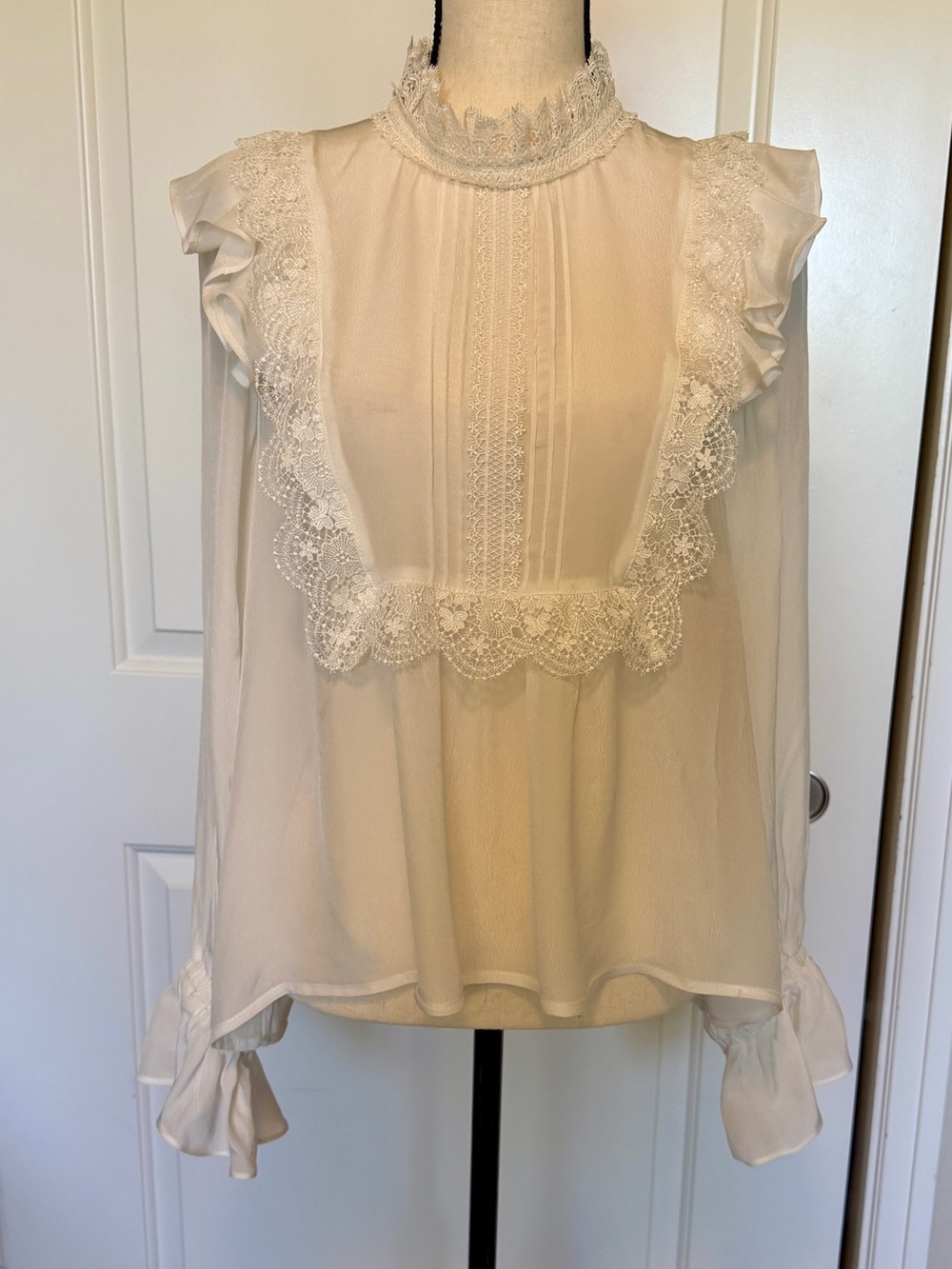 Anthropologie Harriet Ruffled Blouse - Picture 2 of 8